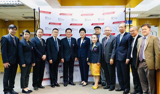 ดร.คุณหญิงกัลยา โสภณพนิช รัฐมนตรีช่วยว่าการกระทรวงศึกษาธิการ มอบนโยบายแก่ผู้บริหารและเจ้าหน้าที่ สมศ.